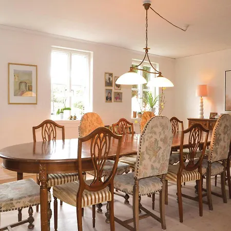Four-bedroom Holiday In Kibak Kibæk