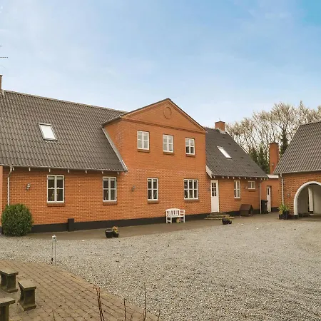 Four-bedroom Holiday In Kibak Kibæk