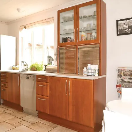 Prázdninový dům Four-bedroom Holiday In Kibak *